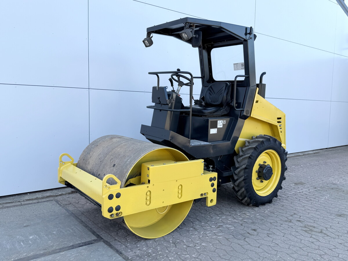 Bomag BW124DH-3 1999 4 3 T