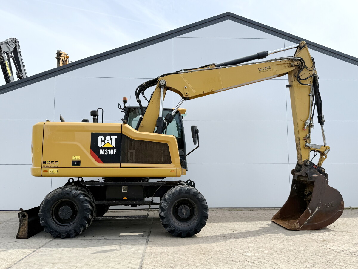 Caterpillar M316F 17 T 2016