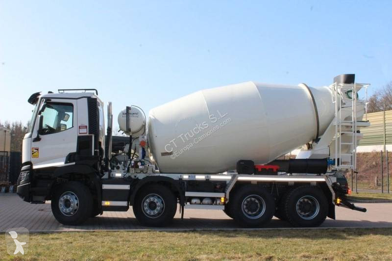 Renault Kerax 460 8x4 7m3