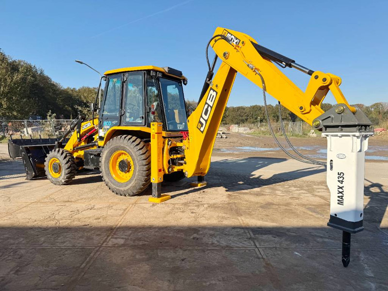 JCB 3CX 2017 750 KG HAMMER