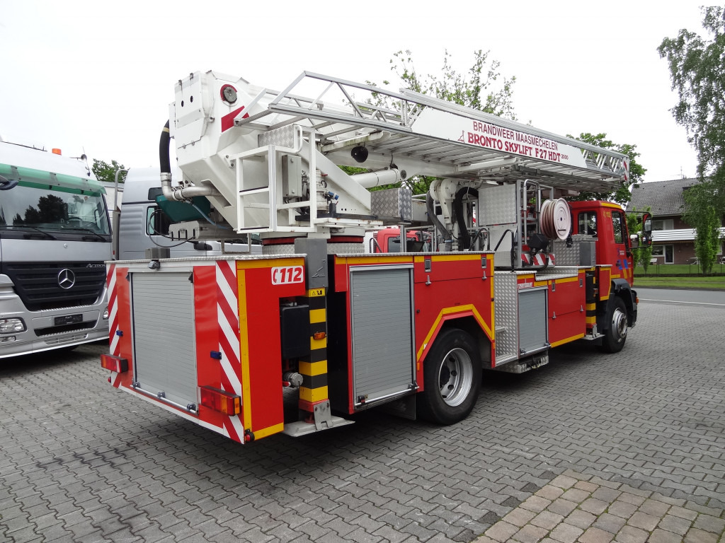 Truck mounted aerial platform MAN L2000 18.284 Feuerwehr Bronto Skylift 27 Meter 2003